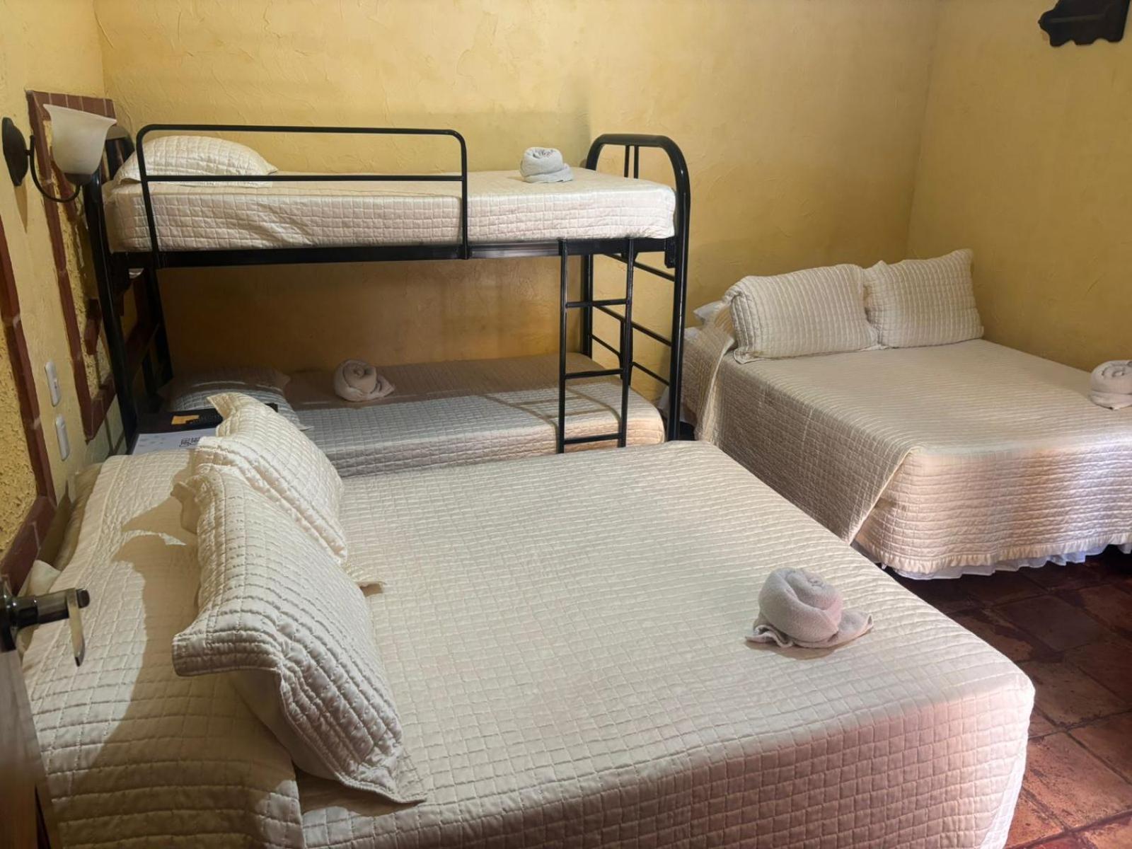 Hotel Chilero Y Cafe 危地马拉安地瓜 外观 照片